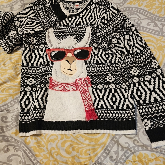 Christmas Sweaters (2) - Picture 3 of 3